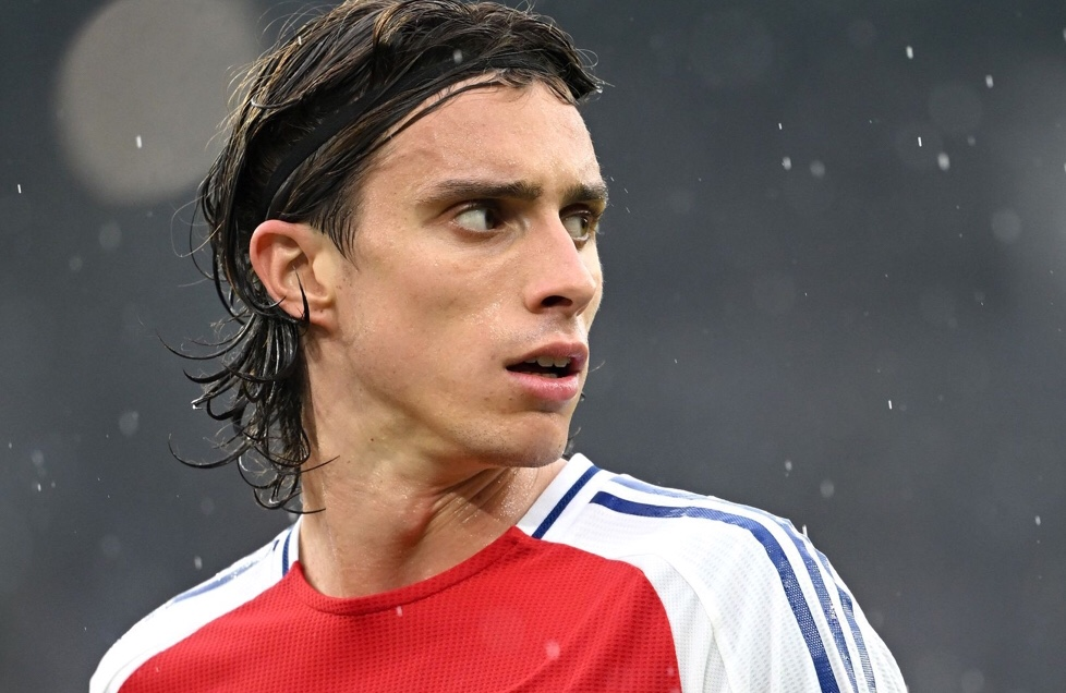 آرسنال يفقد كالافيوري أمام ولفرهامبتون