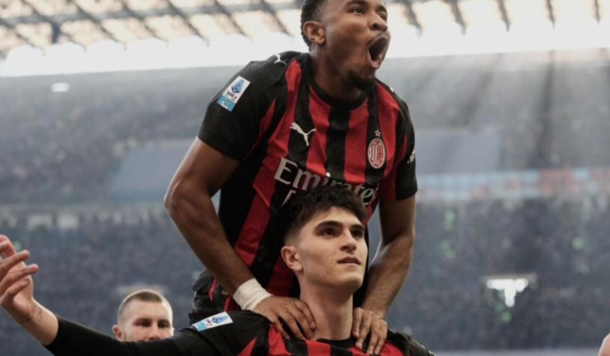 ميلان يتعثر في سان سيرو