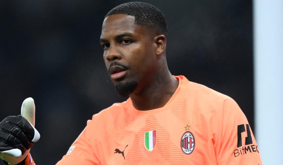 ميلان يؤمن مستقبل حراسة مرماه