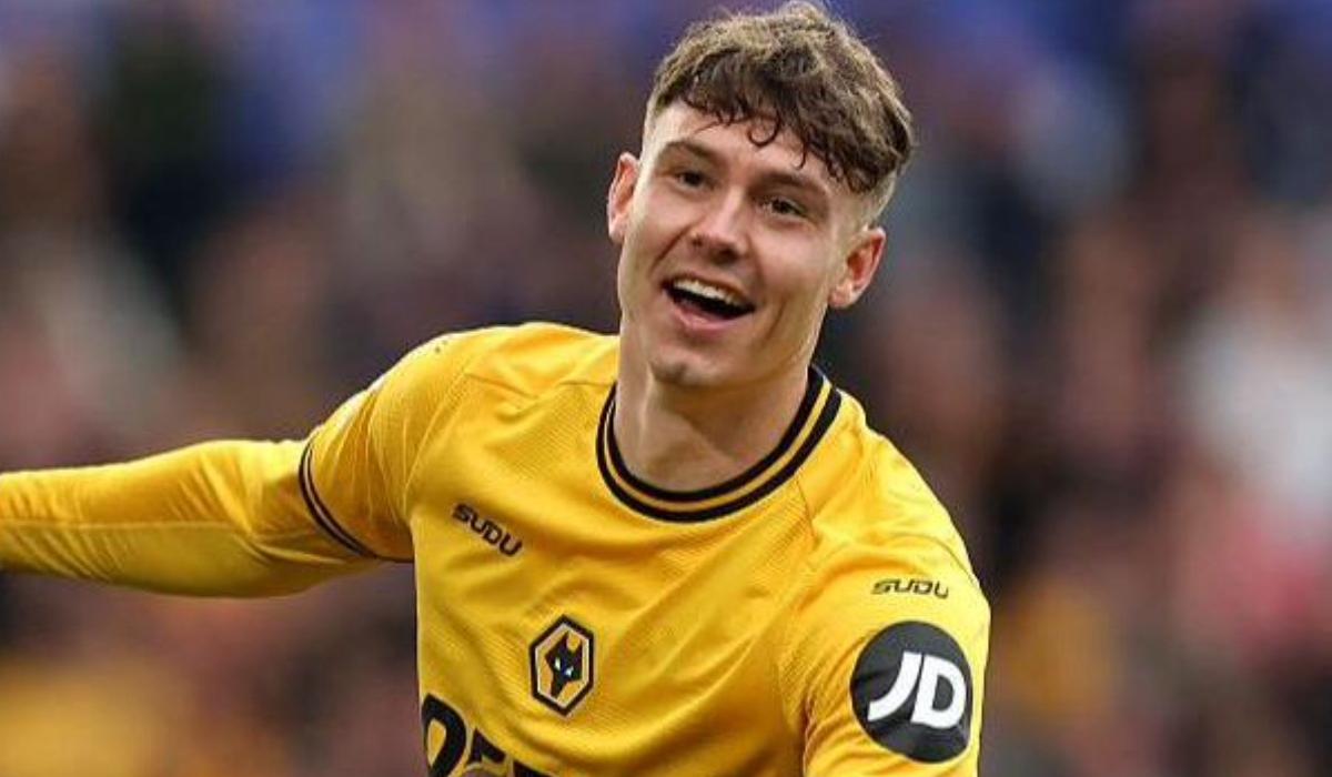 كريستال بالاس يؤمن خط هجومه بصفقة من ولفرهامبتون