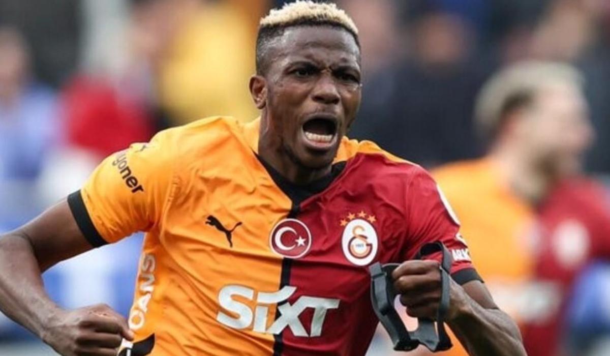 أوسيمين: يوفي أراد التوقيع معي