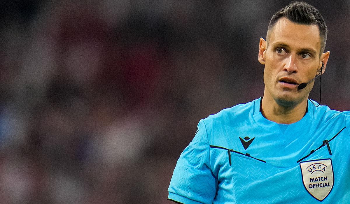 الإعلان عن حكم قمة ليفربول وسان جيرمان