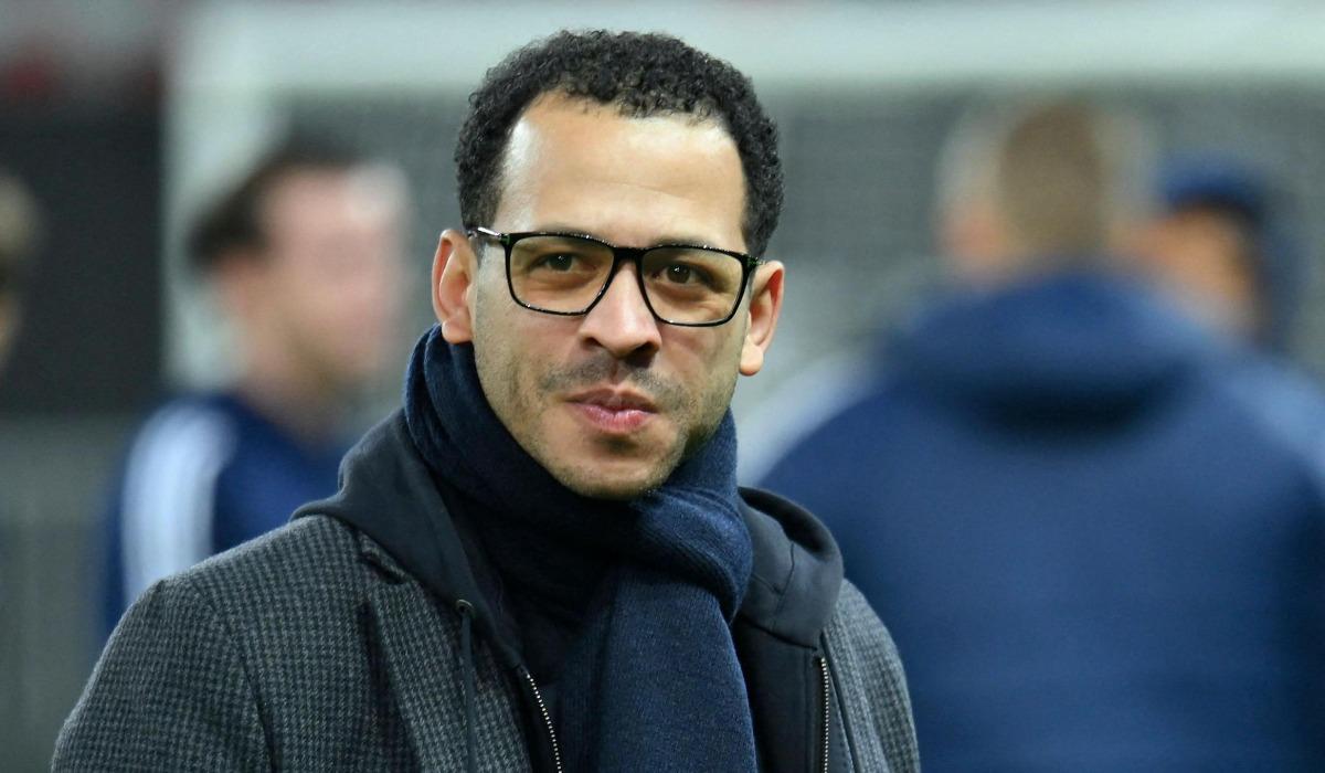 روزينيور: أحظى بدعم الإدارة رغم سوء النتائج