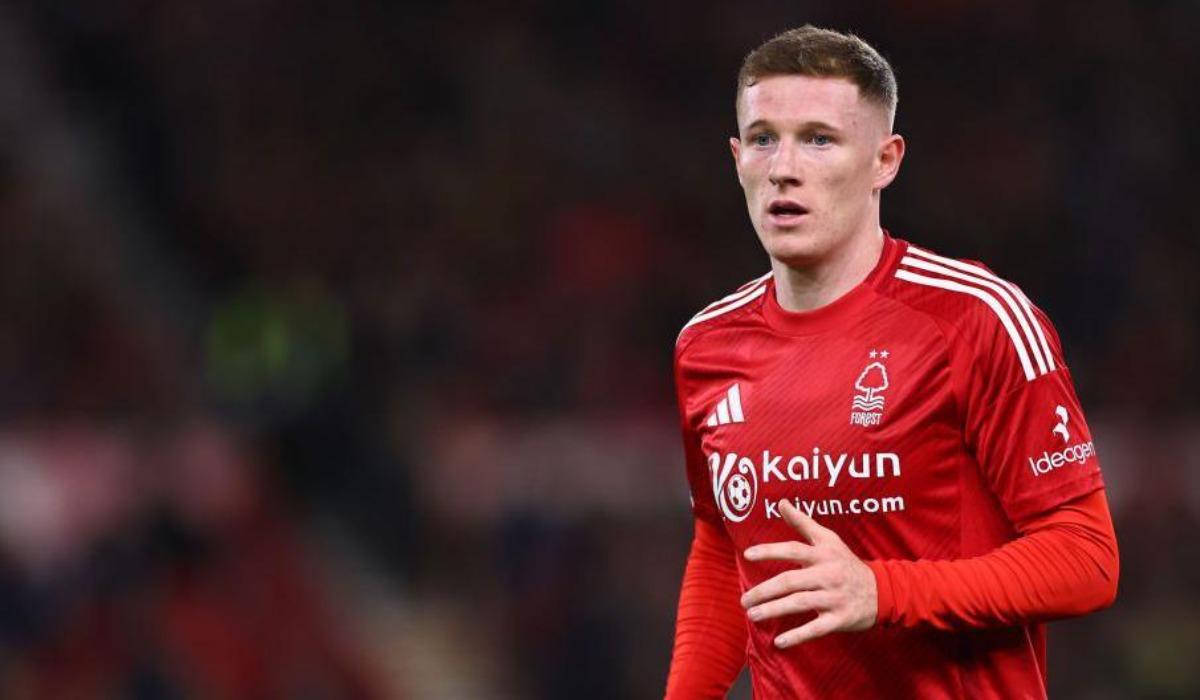 سيتي يجهز عرض ضخم لضم إليوت أندرسون