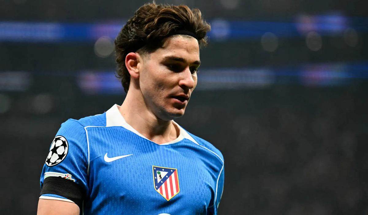 شكوك حول جاهزية ألفاريز لخوض مواجهة آرسنال غدا