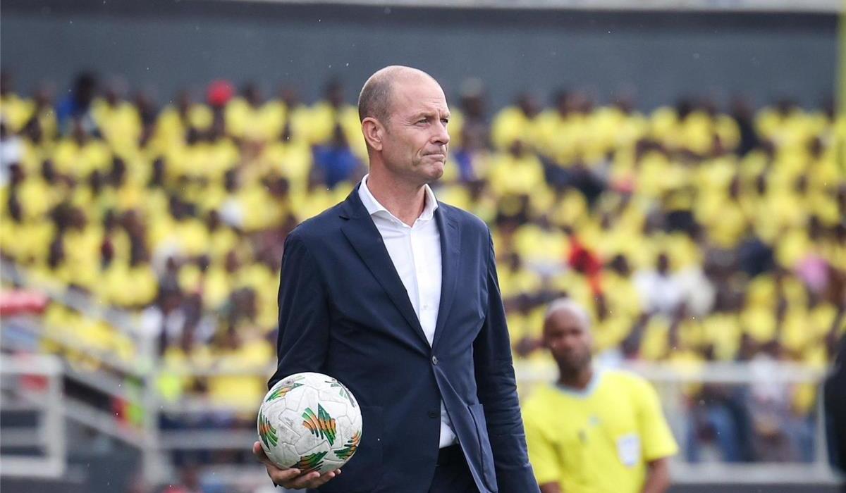 توروب يؤكد لإدارة الأهلي تمسكه بالتعاقد مع مهاجم سوبر