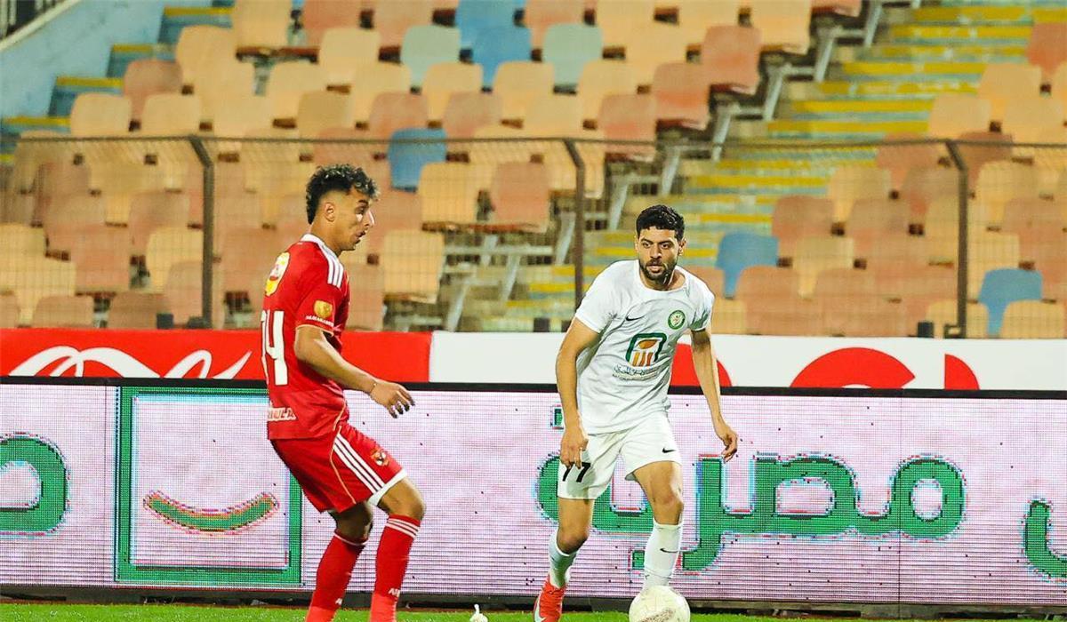 لفت نظر من البنك الأهلي لمصطفى شلبي بسبب احتفاله خلال مواجهة الأهلي