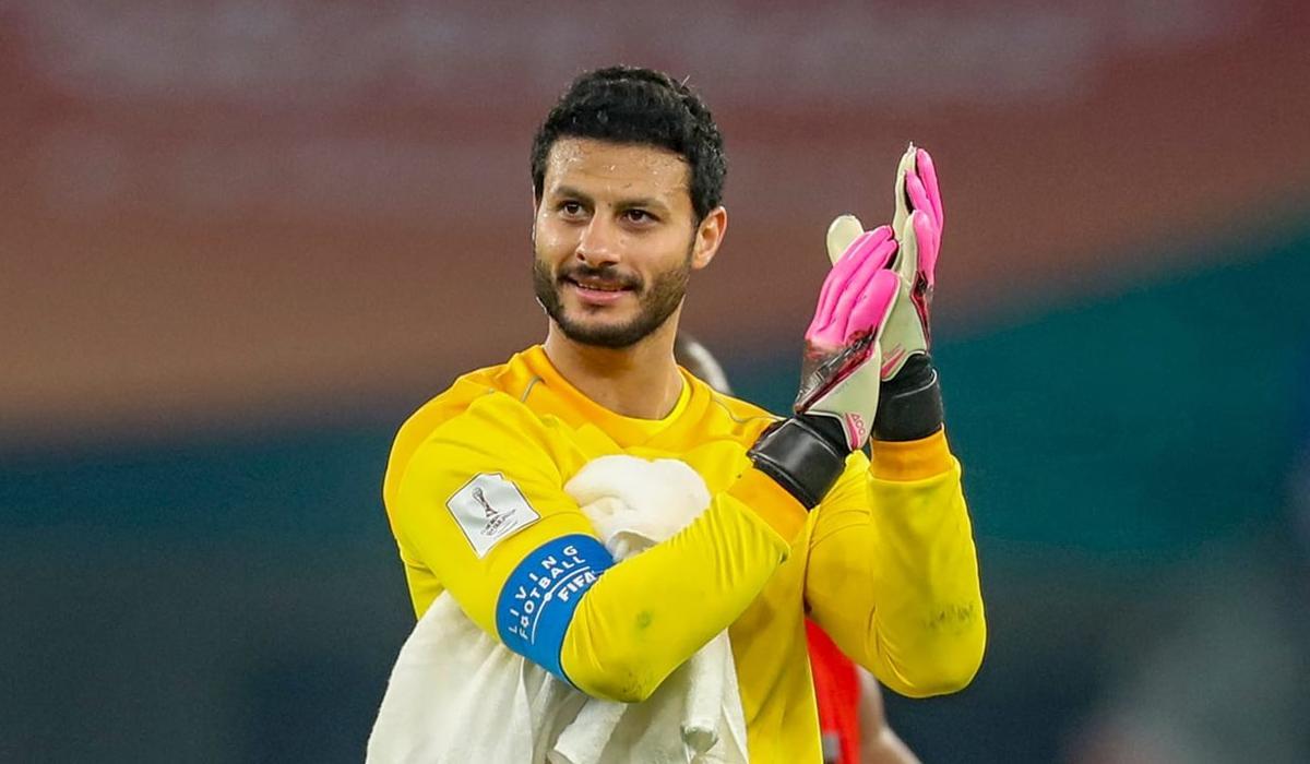 علاء عزت: الشناوي طلب الرحيل عن الأهلي بعد كأس العالم