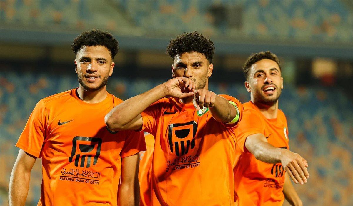 البنك الأهلي يعلن تجديد تعاقده مع ايمن الرمادي