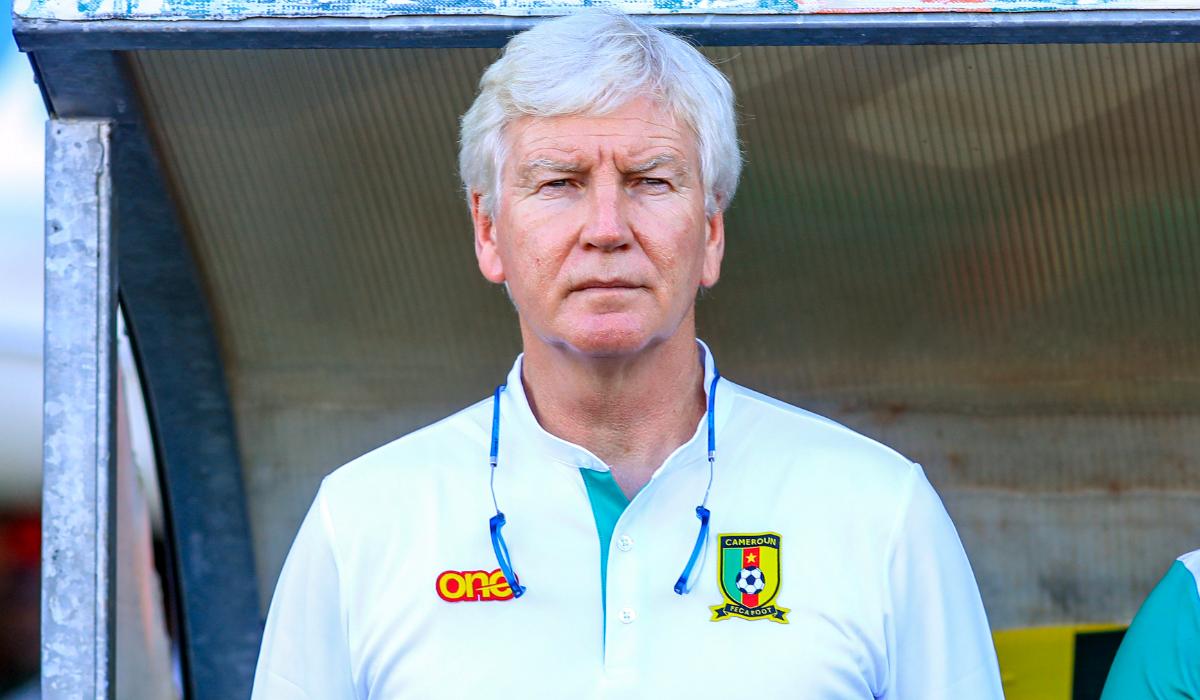 مدرب الكاميرون السابق يهاجم إيتو قبل كأس الأمم