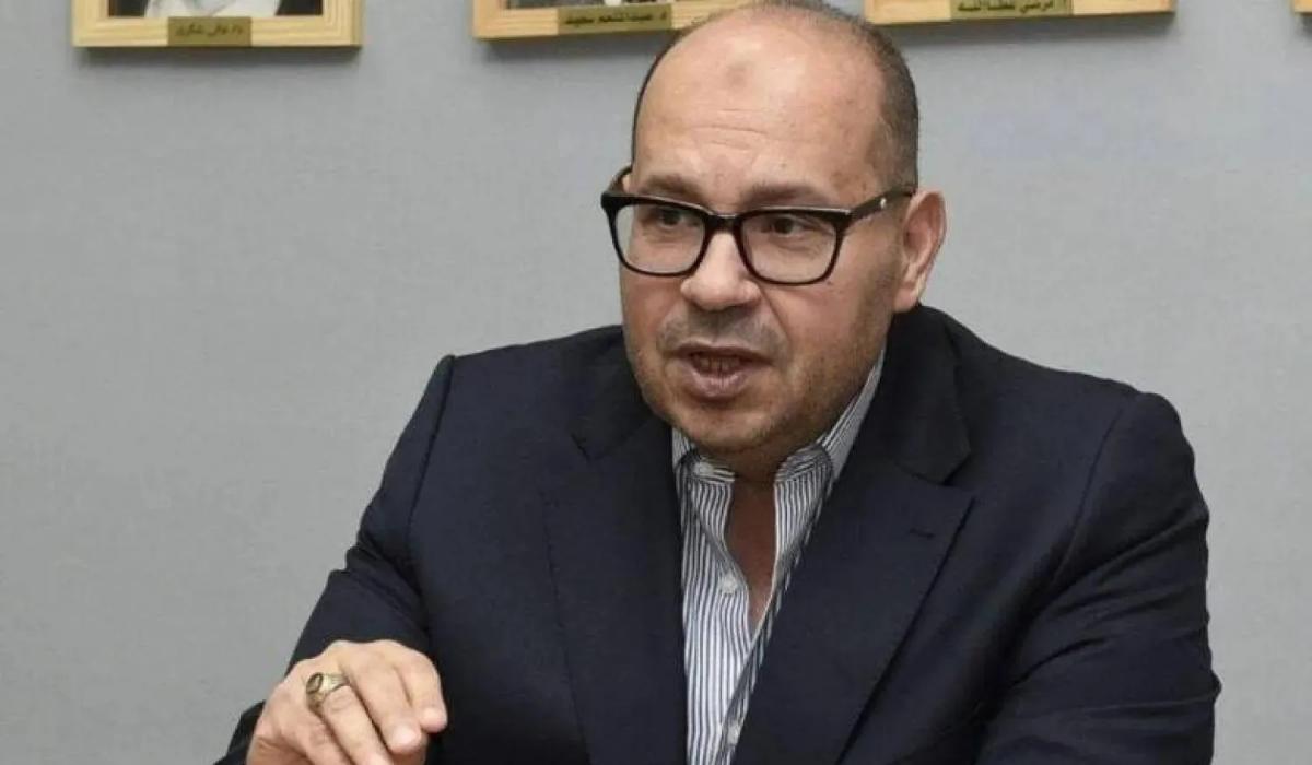 النيابة تأمر بمحاكمة ياسر إدريس في وفاة السباح يوسف محمد