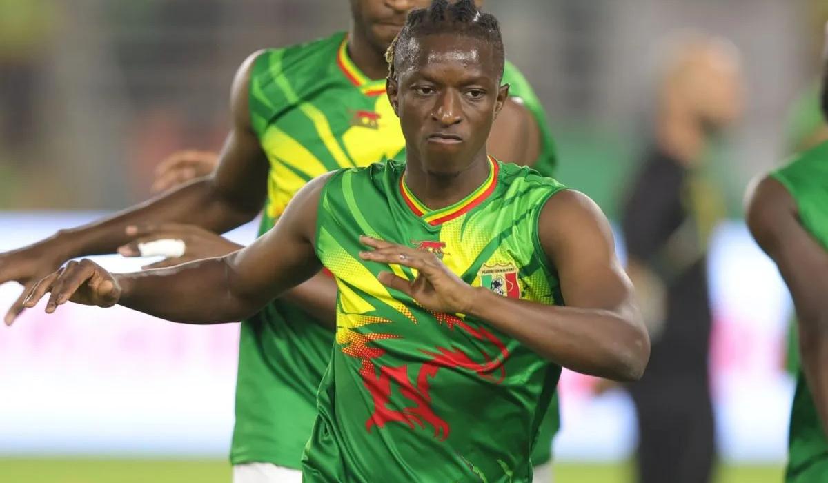 الكاف يعلن تخفيف عقوبة لاعب مالي