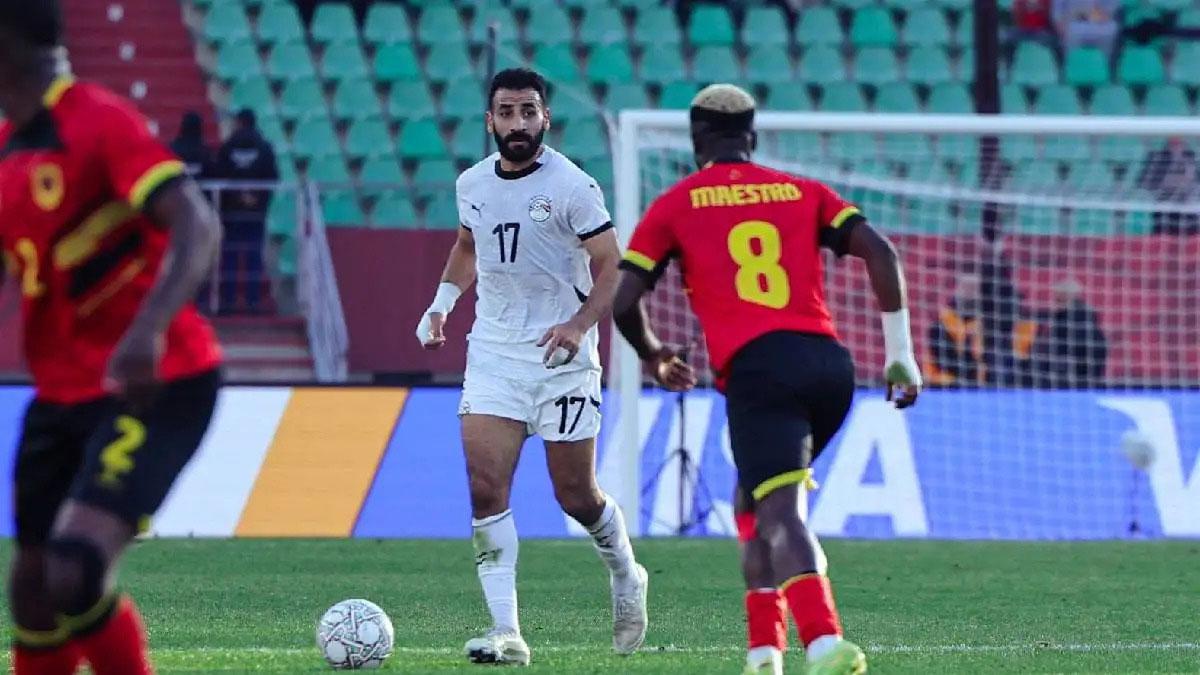 مشاركة لاشين وتأهيل تريزيجيه في مران المنتخب