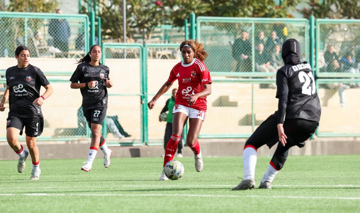 الأهلي يثبت أقدامه بالمركز الثاني بانتصار كبير أمام بالم