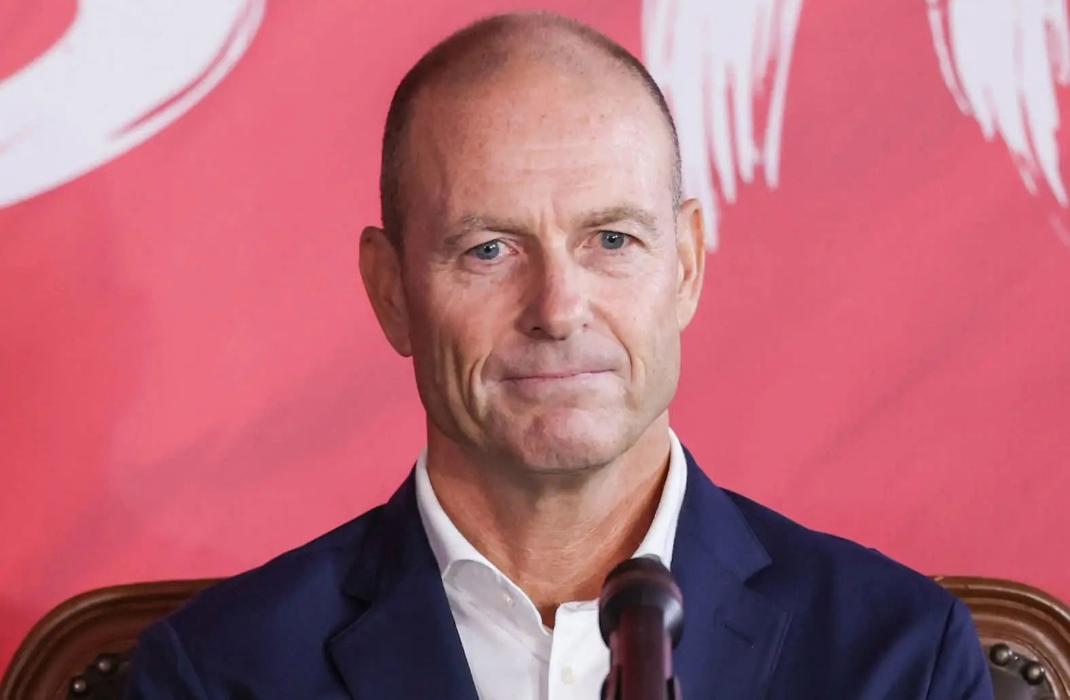 توروب يعلن قائمة الأهلي للقاء فاركة بكأس العاصمة