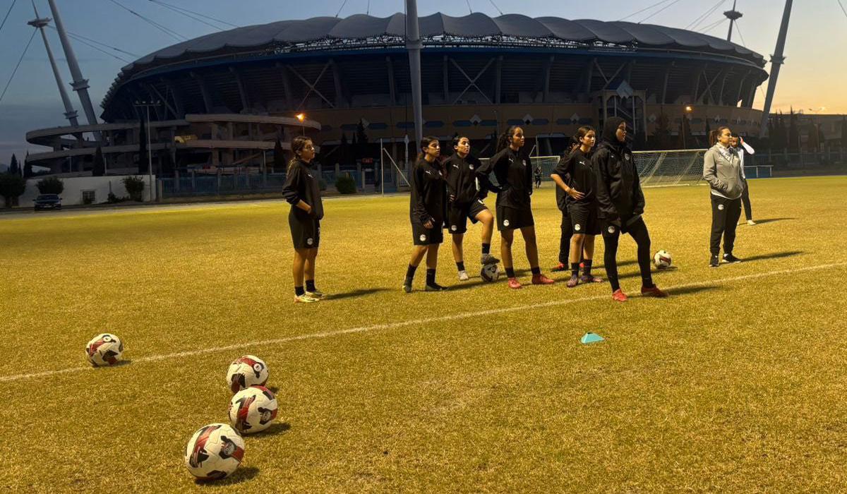 انطلاق معسكر منتخب الناشئات استعداداً لمباراتي بنين