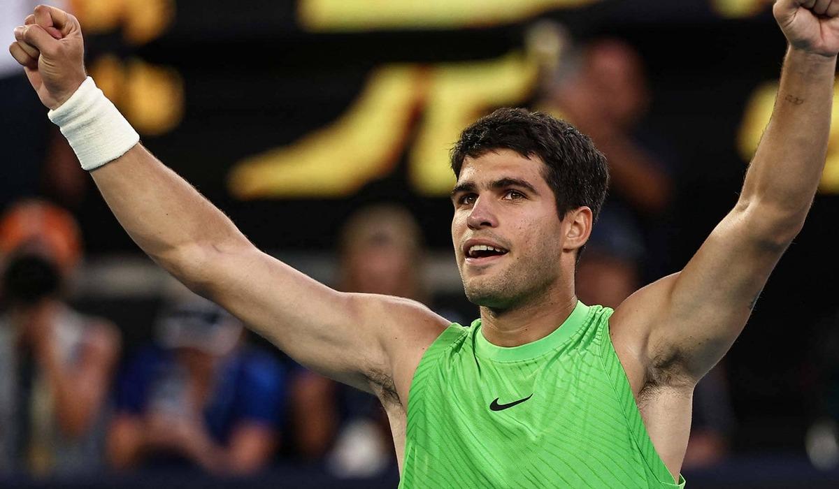 ألكاراز يكتب التاريخ بتتويجه بلقب أستراليا للتنس