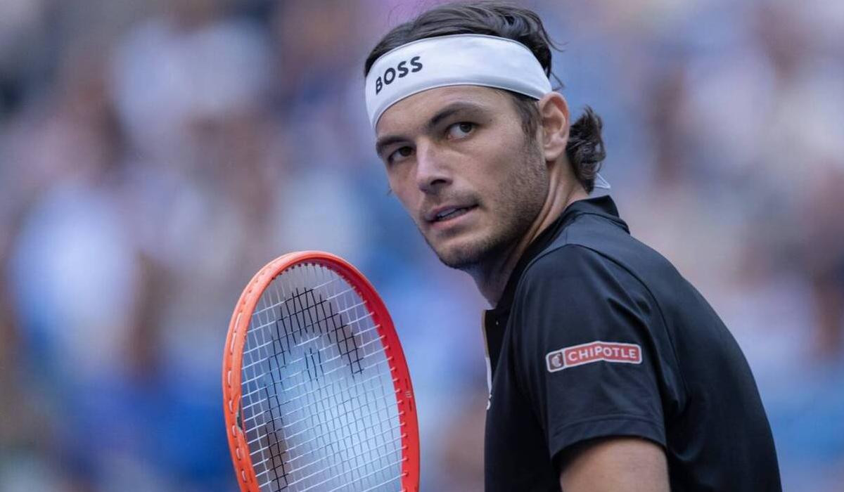 فريتس يصعد إلى نصف نهائي دورة دالاس للتنس