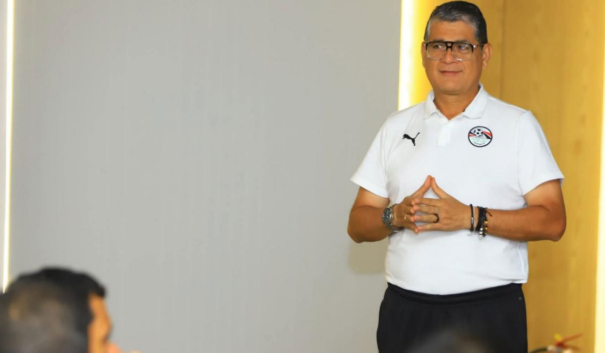 رويز يتحدث عن تطوير التحكيم