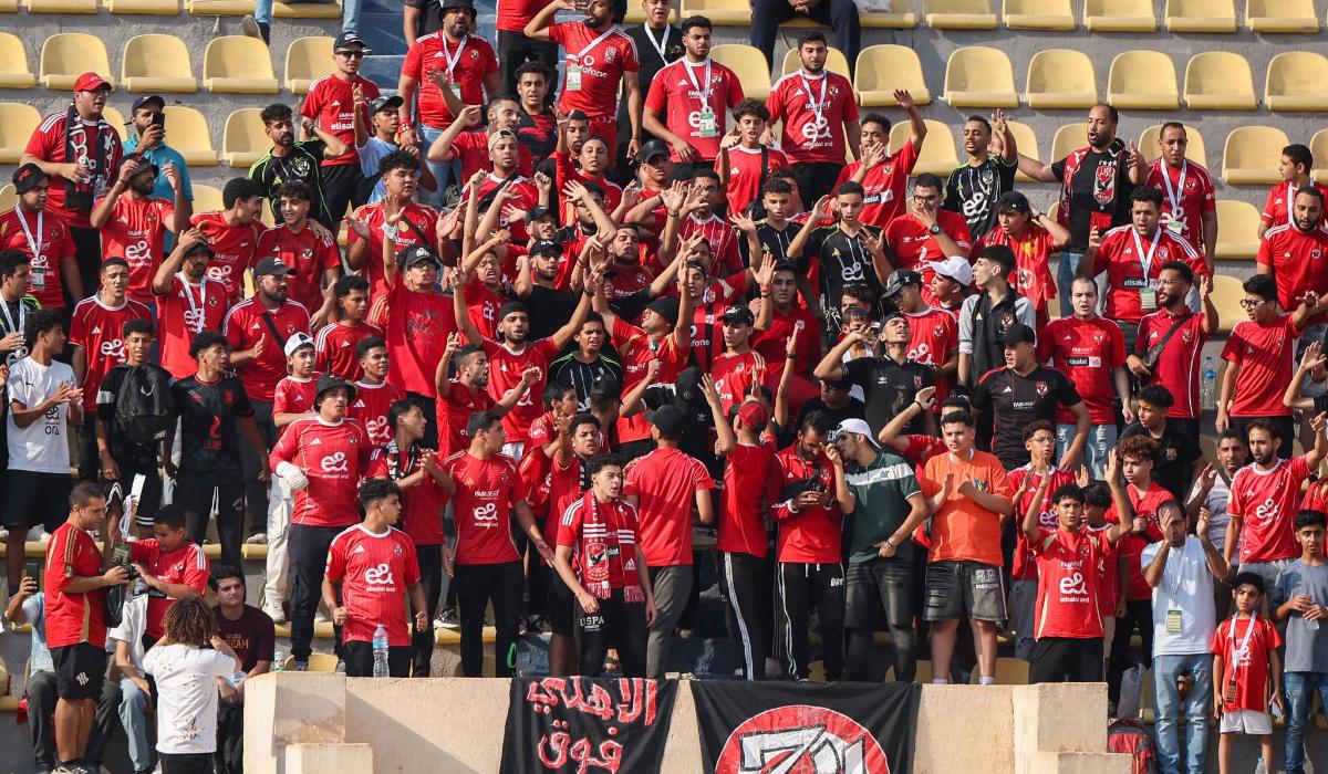الأهلي يعلن توفير رحلات مجانية لجماهيره بلقاء سموحة