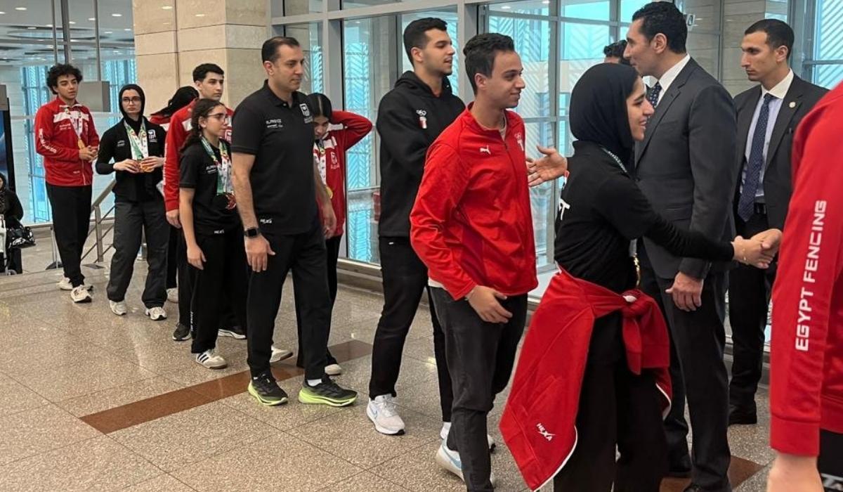 تكريم رسمي لبعثة منتخب السلاح