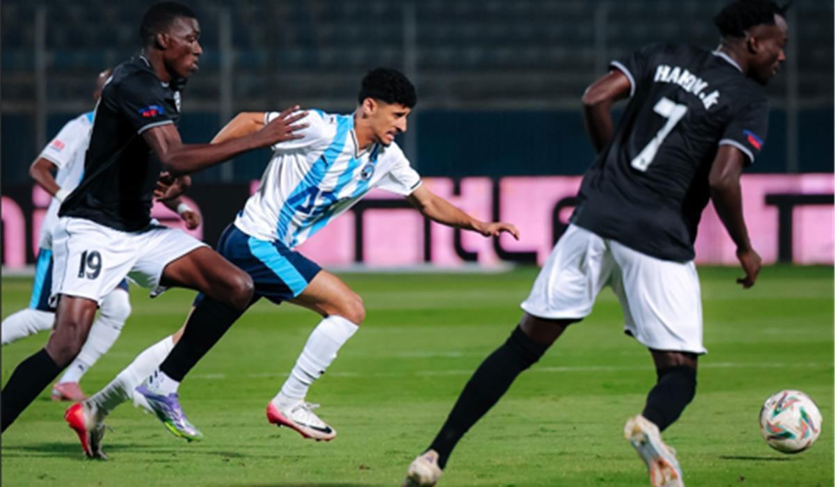 كاف يخطر بيراميدز بتعديل موعد مباراة الجيش الملكي