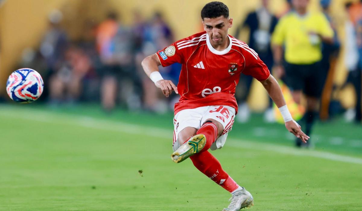 كوكا يقترب من الرحيل عن الأهلي