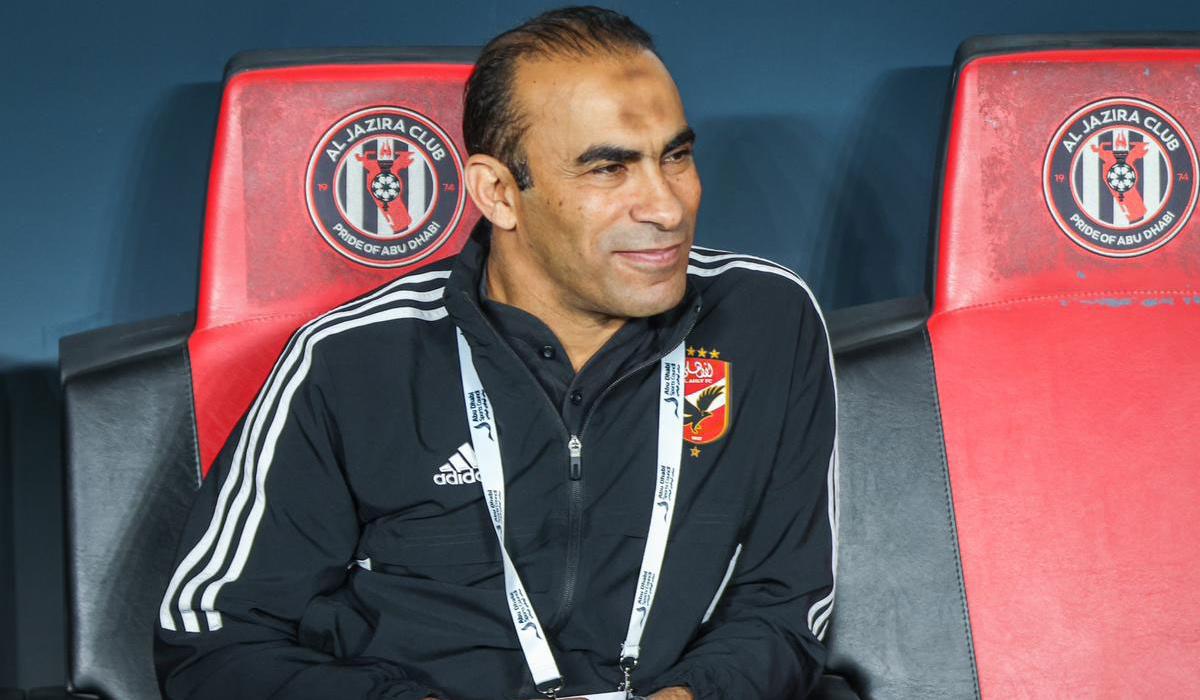 تكليف ياسين منصور وعبد الحفيظ بالإشراف على الكرة بالأهلي