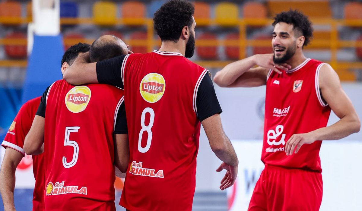 الأهلي يحسم تأهله لنهائي دوري السلة بفوزه على الاتصالات