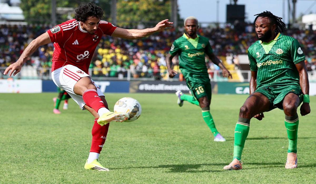 الأهلي يطمئن على جاهزية هاني للقاء سيراميكا