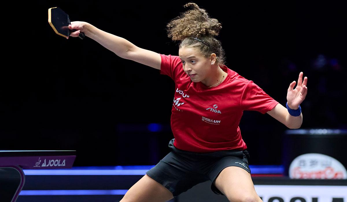 وزير الرياضة يكرم هنا جودة بعد إنجاز بطولة العالم