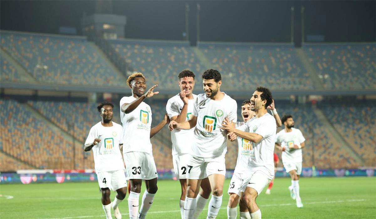 البنك يضرب حرس الحدود برباعية