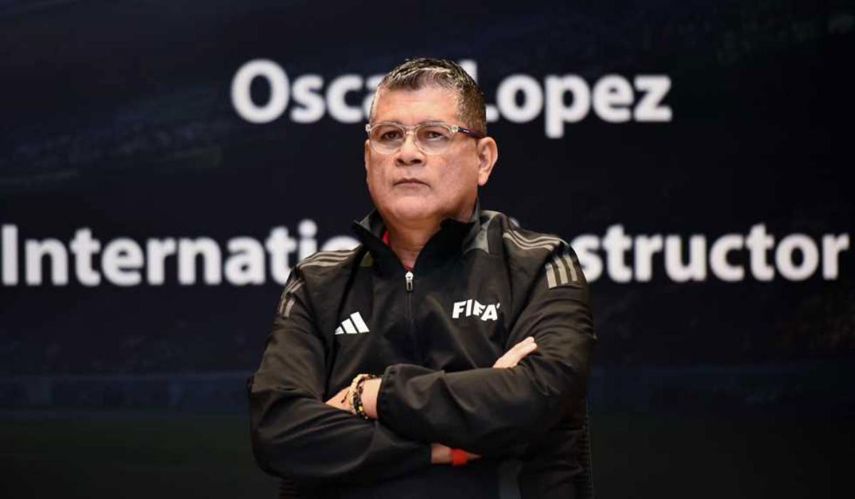 اتحاد الكرة يقترب من التجديد لرويز