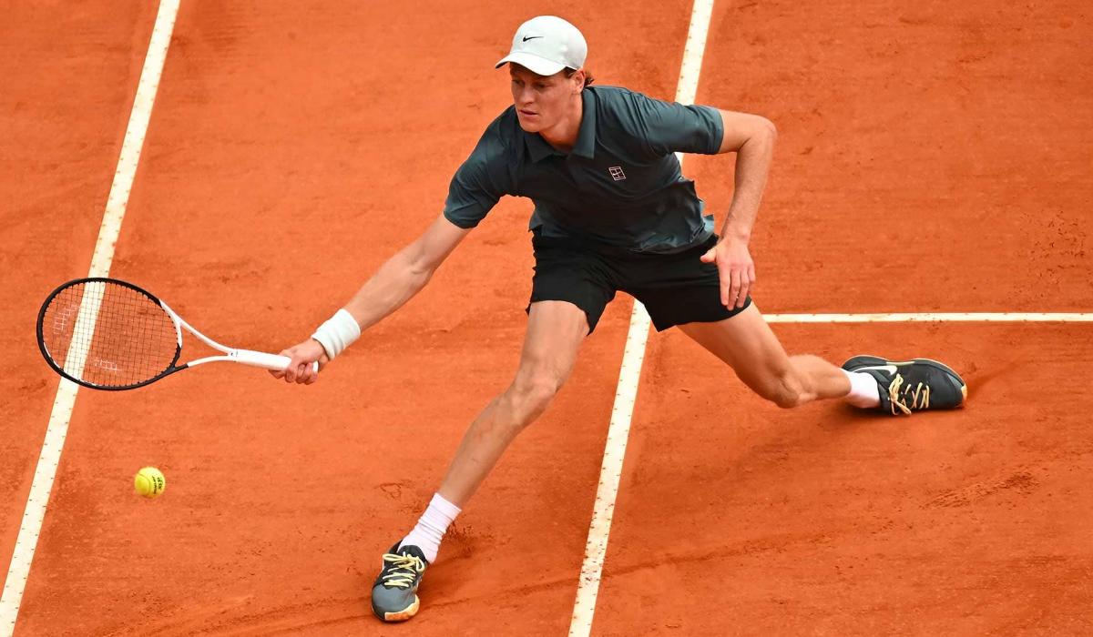 سينر يحافظ على صدارة التصنيف العالمي للتنس