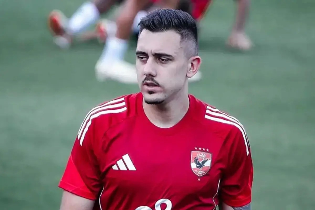 جراديشار يغيب ضد الشبيبة والجيش الملكي بعد رفض كاف إستئناف الأهلي ضد طرده