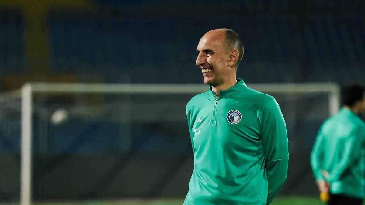 يورتشيتش: بيراميدز يحتاج لتدعيم دفاعه وخط وسطه