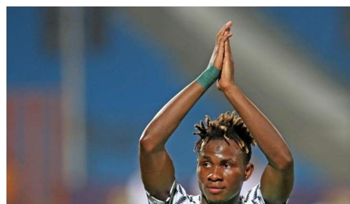 بسبب محمد صلاح... لاعب منتخب نيجيريا يهاجم كاراجر