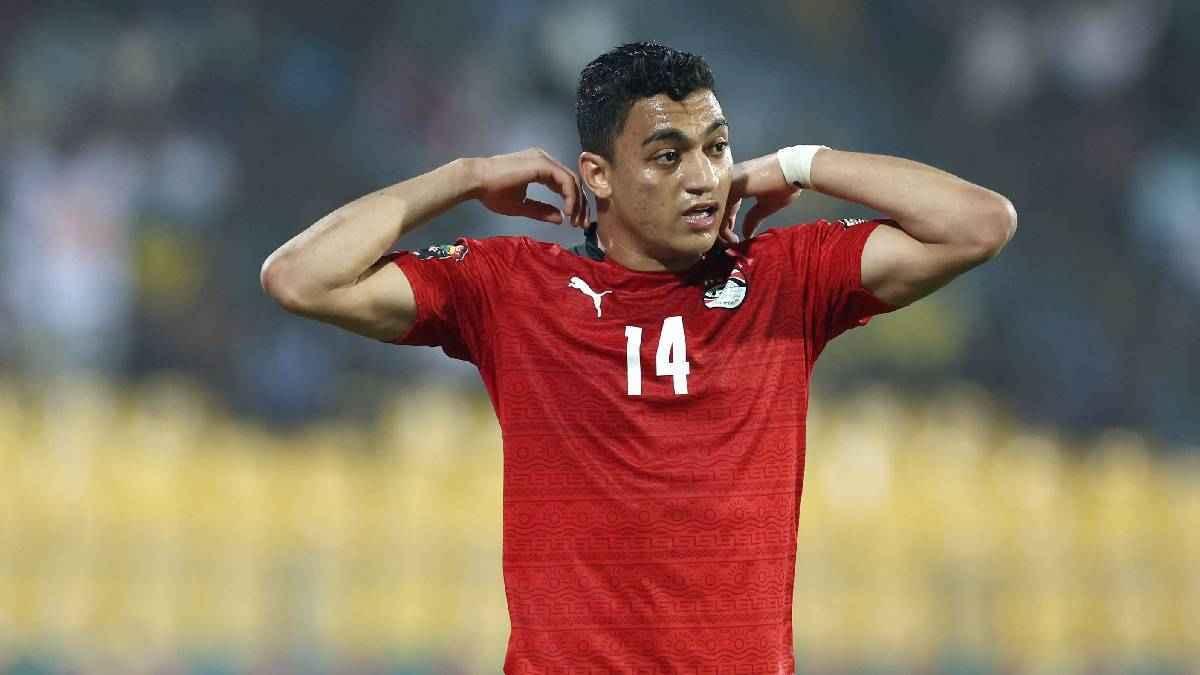 طبيب المنتخب يكشف طبيعة إصابة مصطفى محمد وحمدي