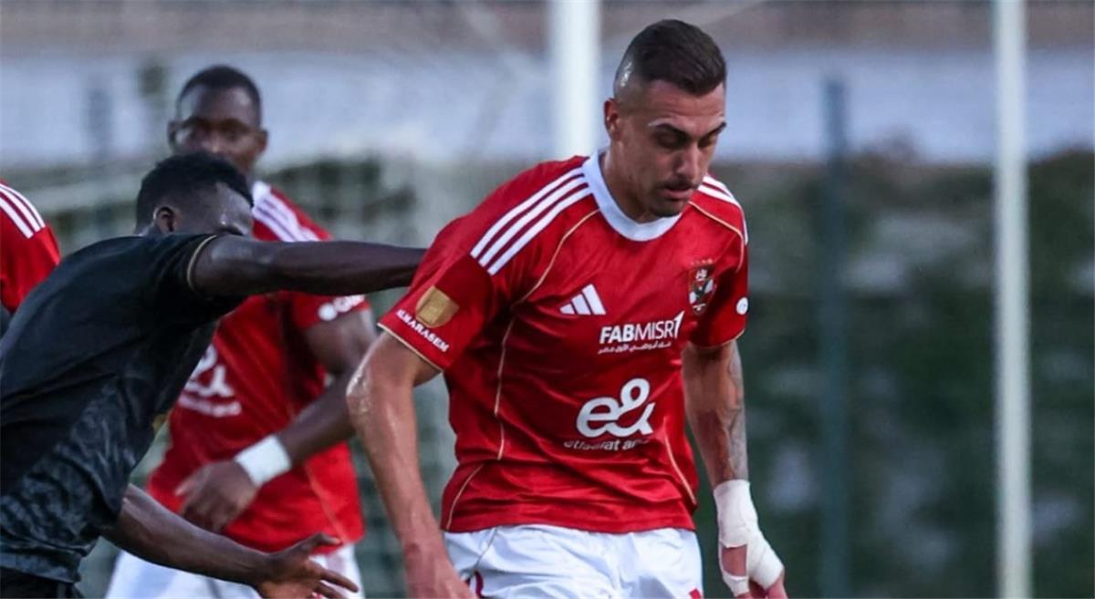 الأهلي يوافق على إعارة جراديشار لنادي أوبيست المجري