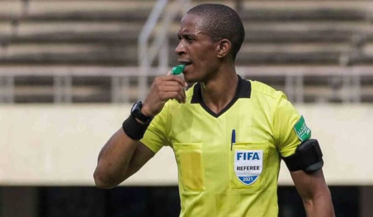 حكم من زيمبابوي لإدارة مباراة الأهلي وشبيبة القبائل