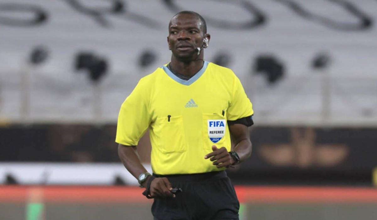 تعيين الإيفواري كليمن فرانكلين حكما لمباراة المولودية والهلال