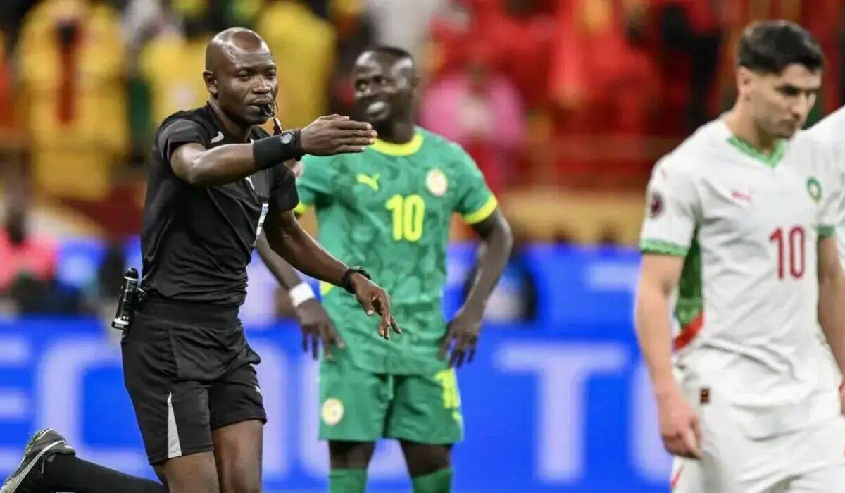 حكم نهائي أمم أفريقيا يدير مواجهة يانج أفريكانز وشبيبة القبائل