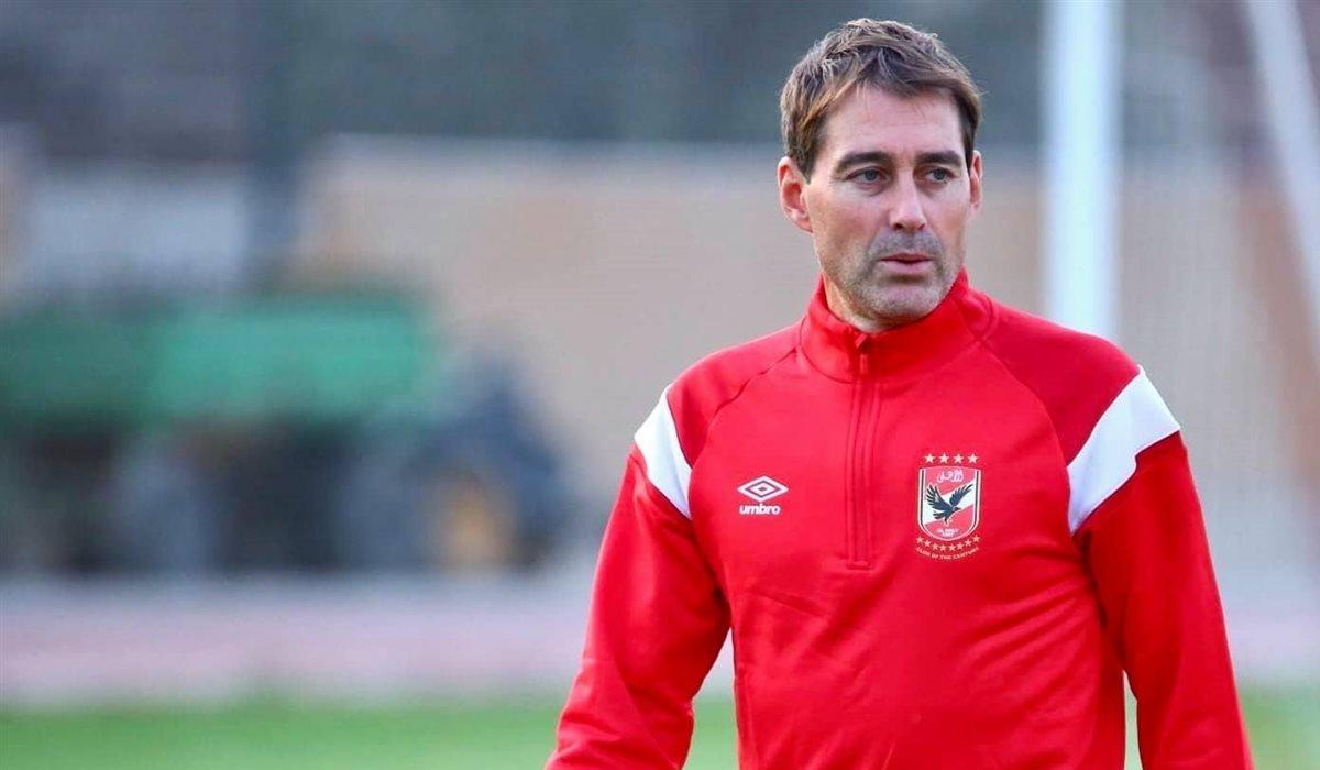 تعرف على حقيقة مفاوضات الأهلي مع فايلر