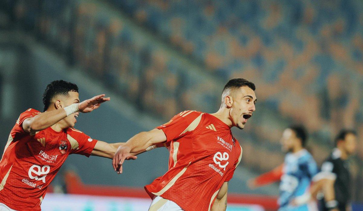 الأهلي يدرس إعادة جراديشار