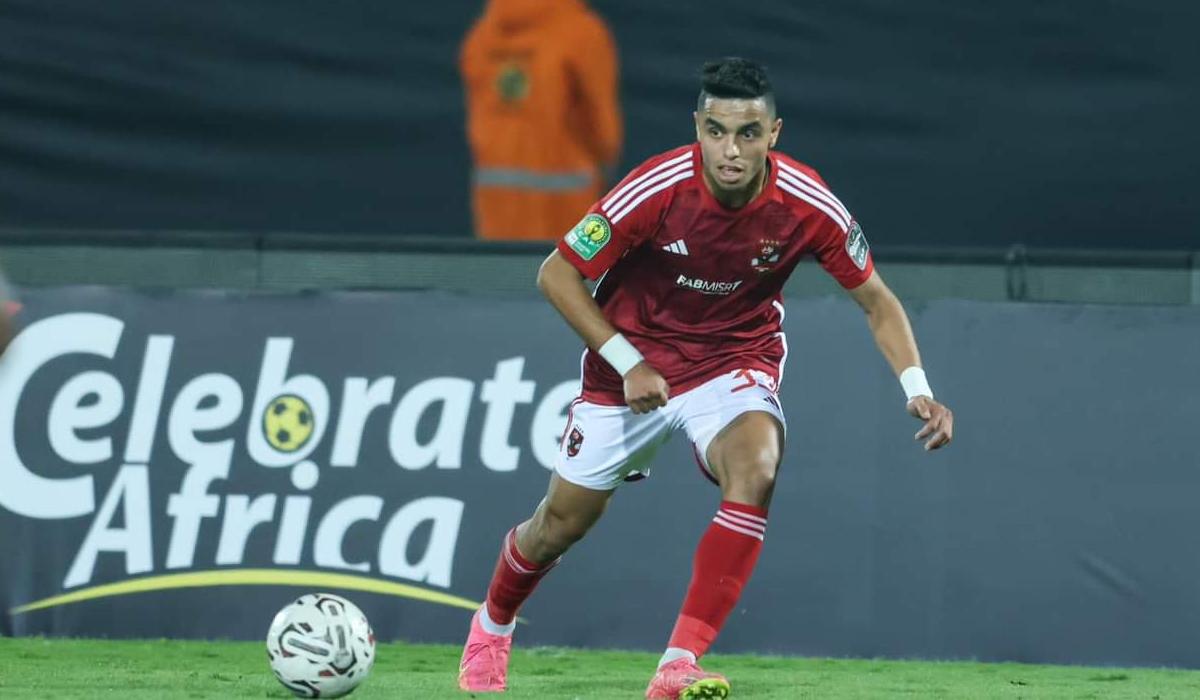 الأهلي يدرس عودة كريم الدبيس ويستقر على رحيل بيكهام