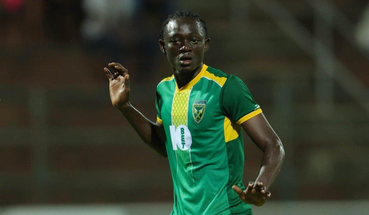 الأهلي ينافس بروج البلجيكي على ضم إسحاق سيسيه