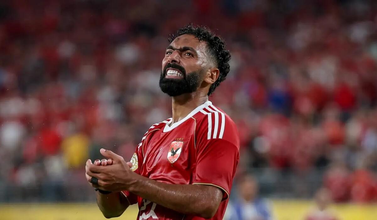 الأهلي يستعيد خدمات الشناوي والشحات في مباراة القمة