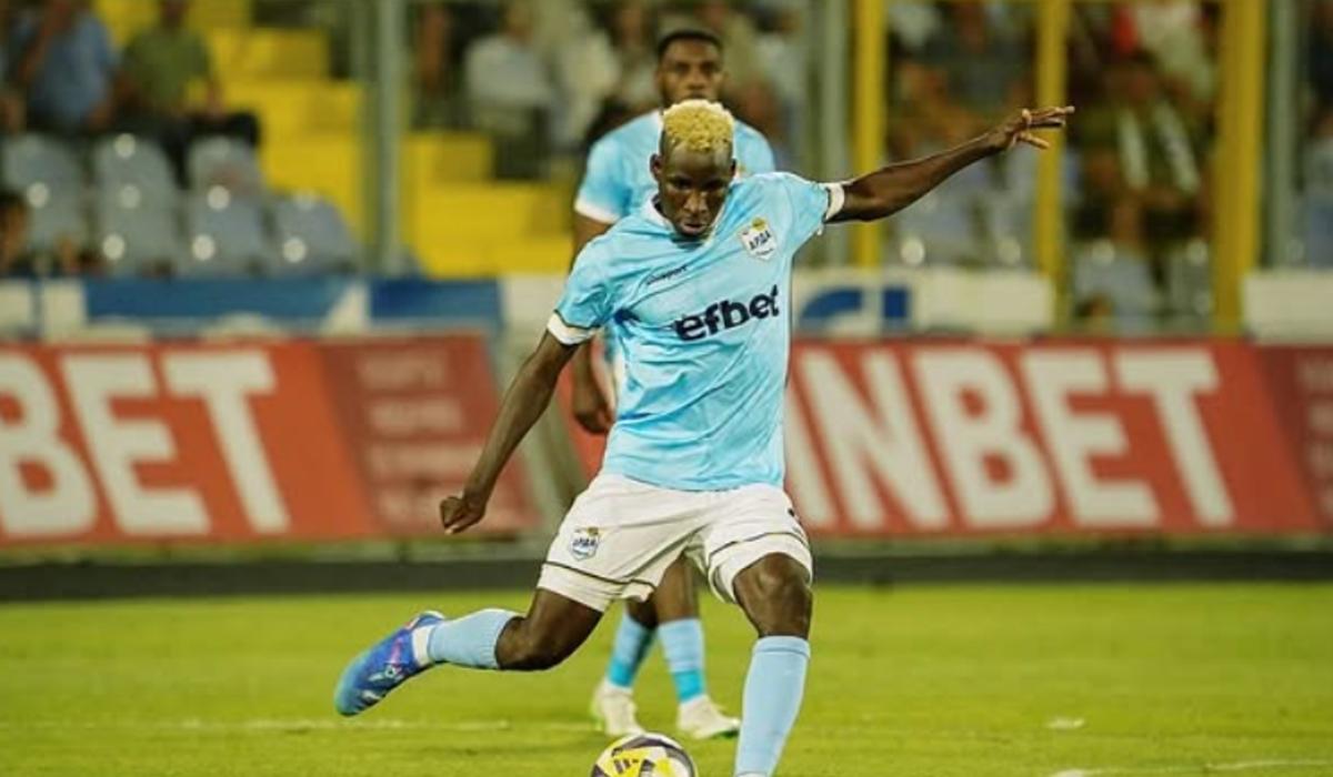 الأهلي يتحرك لضم أكينتولا في صفقة مجانية