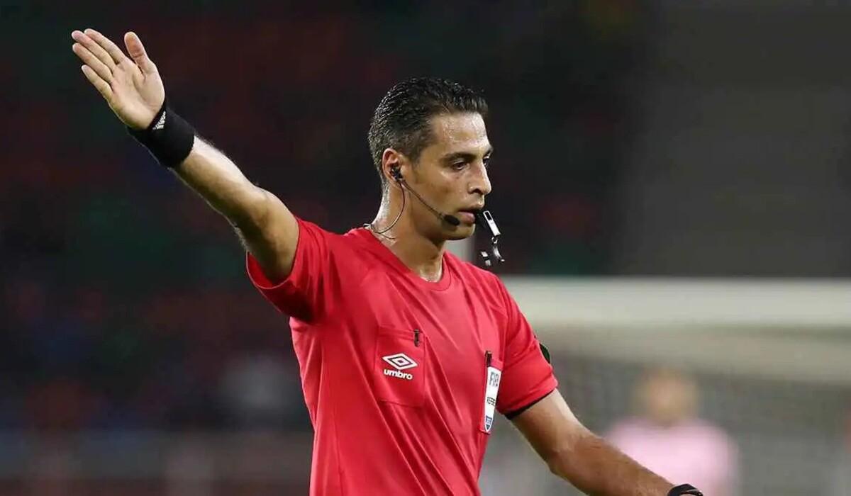 أمين عمر يشعل أزمة تحكيم نهائي دوري أبطال أفريقيا