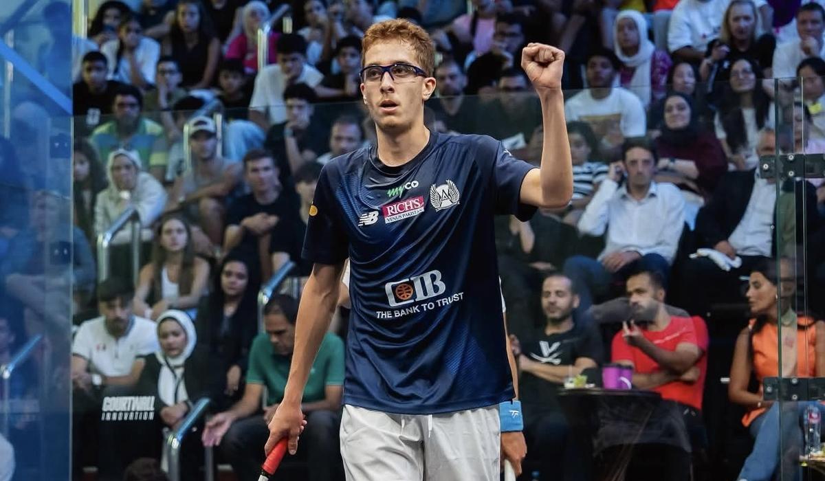 محمد زكريا يتأهل إلى نصف نهائي بطولة ريتش فينوس كراتشي للإسكواش